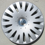 Volkswagen Passat/EOS hubcap 16 inch H61553